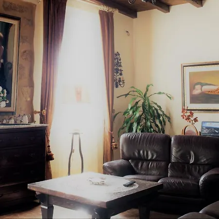 Baciato Dal Sole Bed and Breakfast *