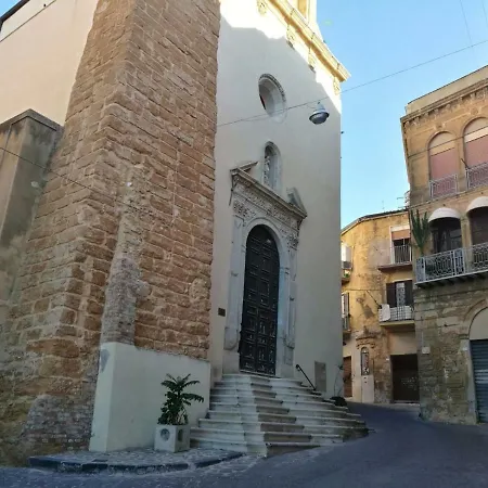 فندق مبيت وإفطار Baciato Dal Sole